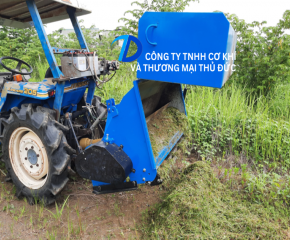 Máy thu hoạch cỏ