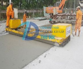 Roller paver