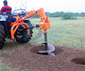 Giàn khoan lỗ gắn máy cày